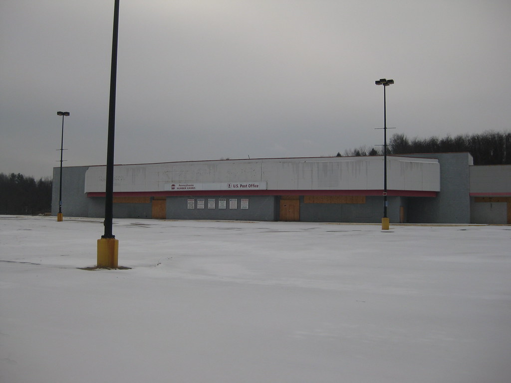 Cherry Tree Square Uniontown, PA Abandoned Shop N Save g… Flickr
