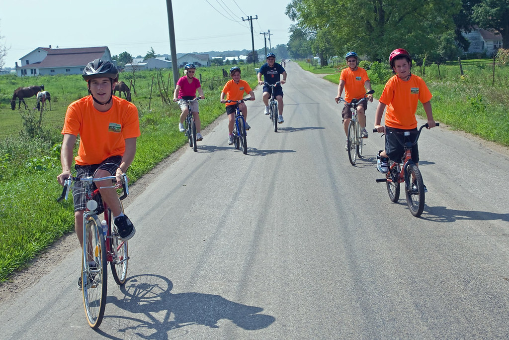 2010 Amishland and Lakes Bike Tour Riders on the road. For… Flickr