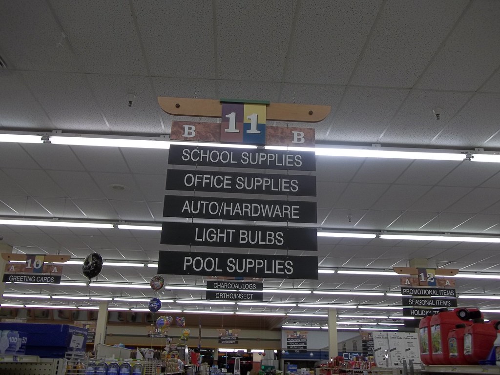 Albertsons LLC Interior of Albertsons on College Drive in … Flickr
