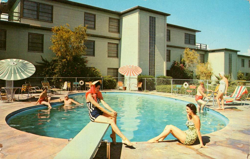 vinton_manor_apartment_hotel_phoenix_AZ Ryan Khatam Flickr