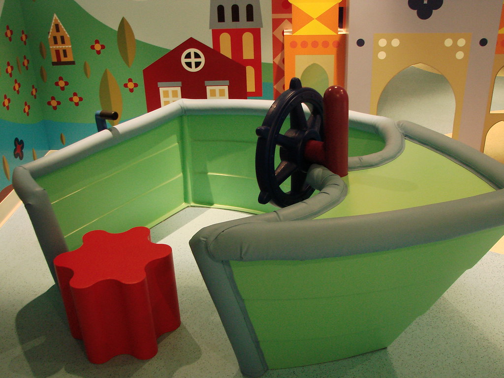 Disney Dream Nursery Here are some amazing pictures of the… Flickr