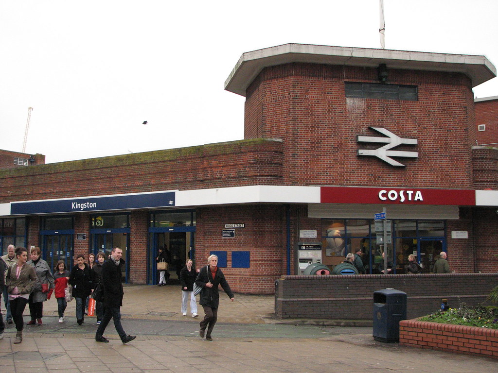 Costa Coffee at Kingston Station Costa Coffee at Kingston … Flickr
