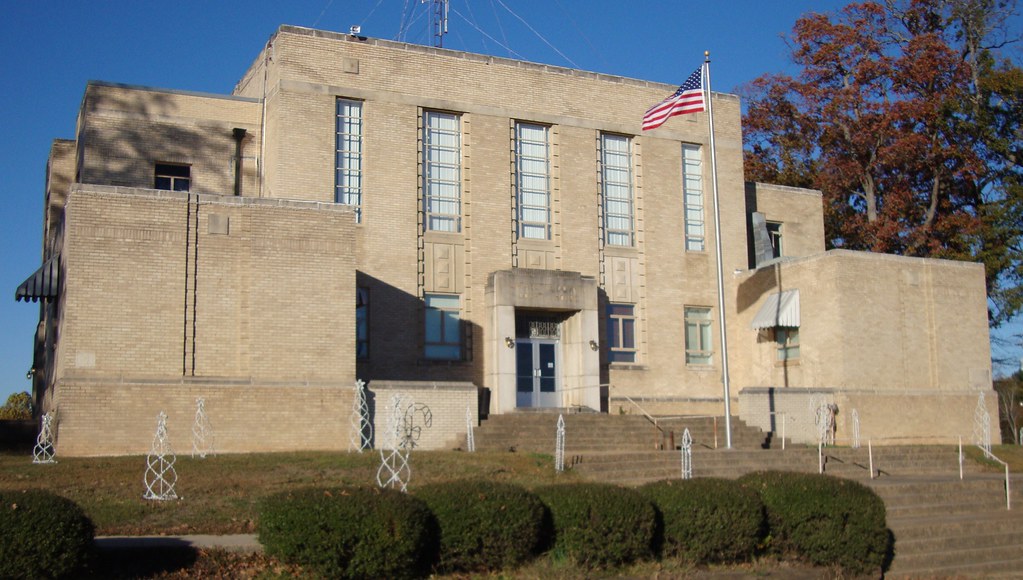 Lafayette County Courthouse (Lewisville, Arkansas) Flickr