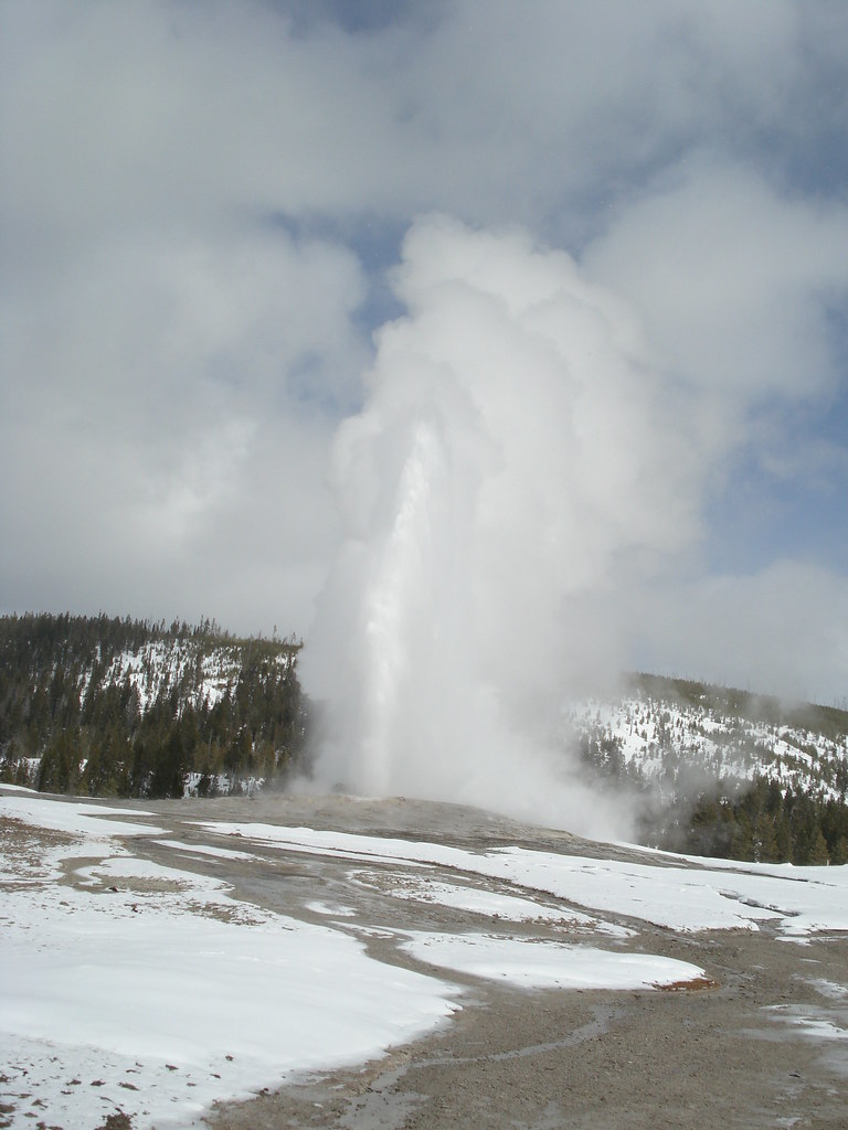 Yellowstone National Park, March 2011 Cairo Nascimento Flickr