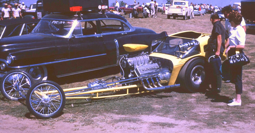 GRATIOT AUTO SUPPLY ROADSTER NOMAD ETERNUS Flickr