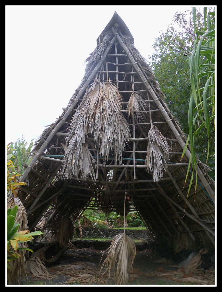 Canoe House This is an old canoe house located in the Hana… Flickr