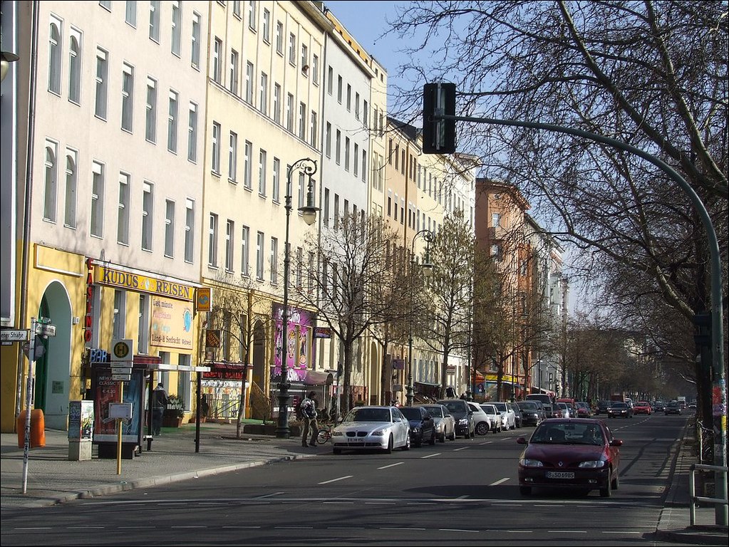 Gneisenaustraße Gneisenaustraße, BerlinKreuzberg. Vincent C