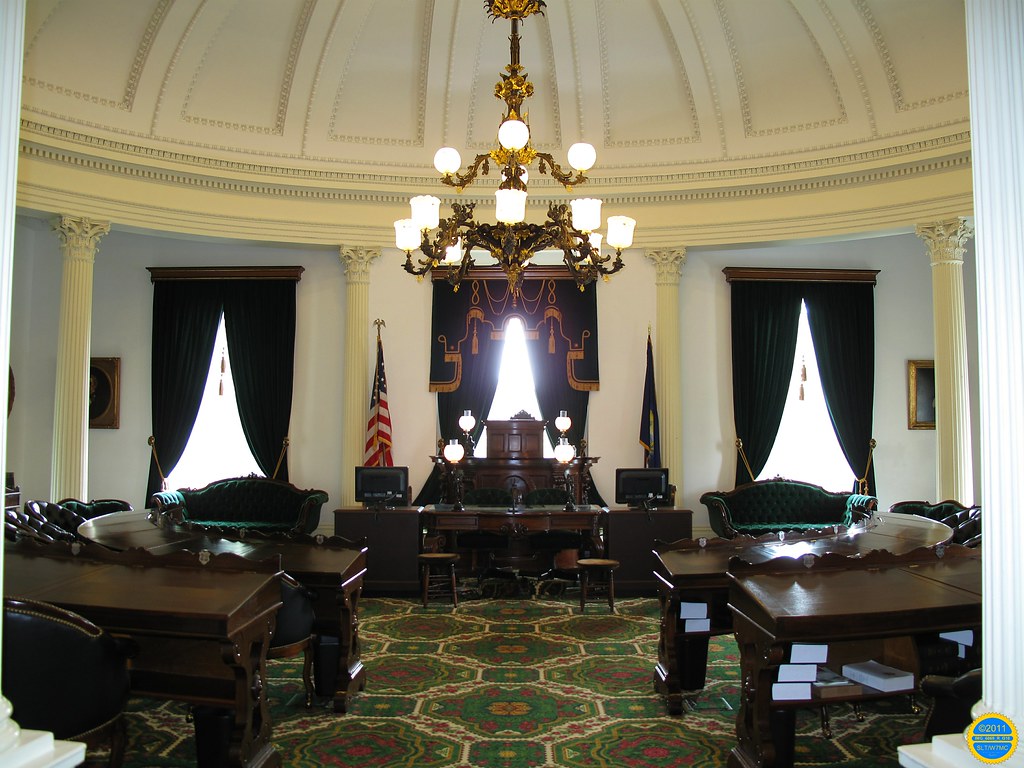 IMG_6869_R_G10 Legislative chamber The Vermont State House… Flickr