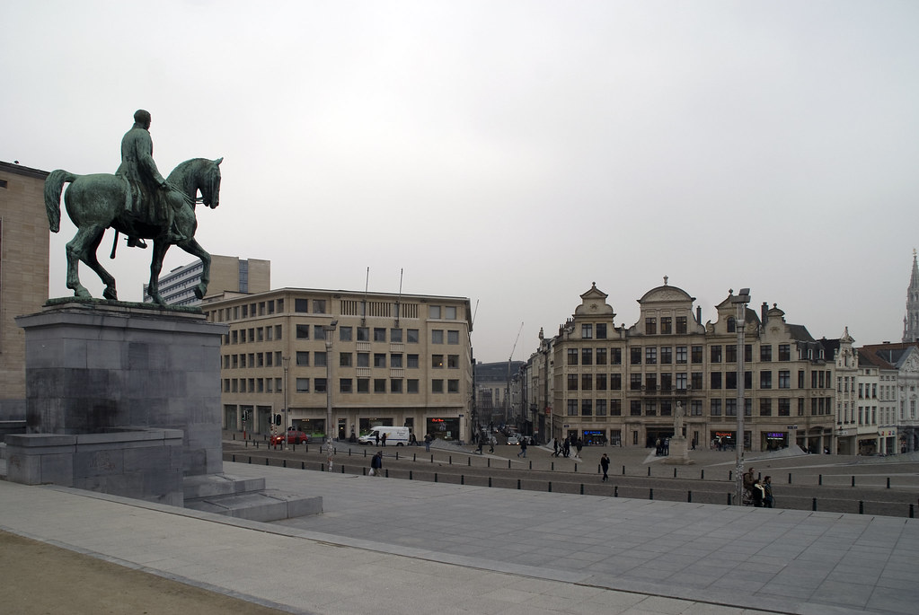 The statues of Brussels The statues of Brussels Flickr