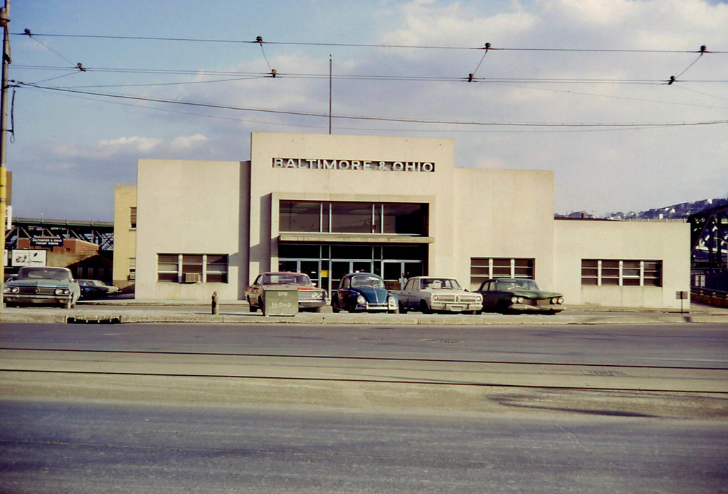 19680224 48 B&O Station Pittsburgh, PA B&O intercity train… Flickr