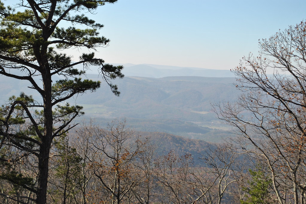 HIGH KNOB On Route 33 near the Rockingham, Virginia Pend… Flickr