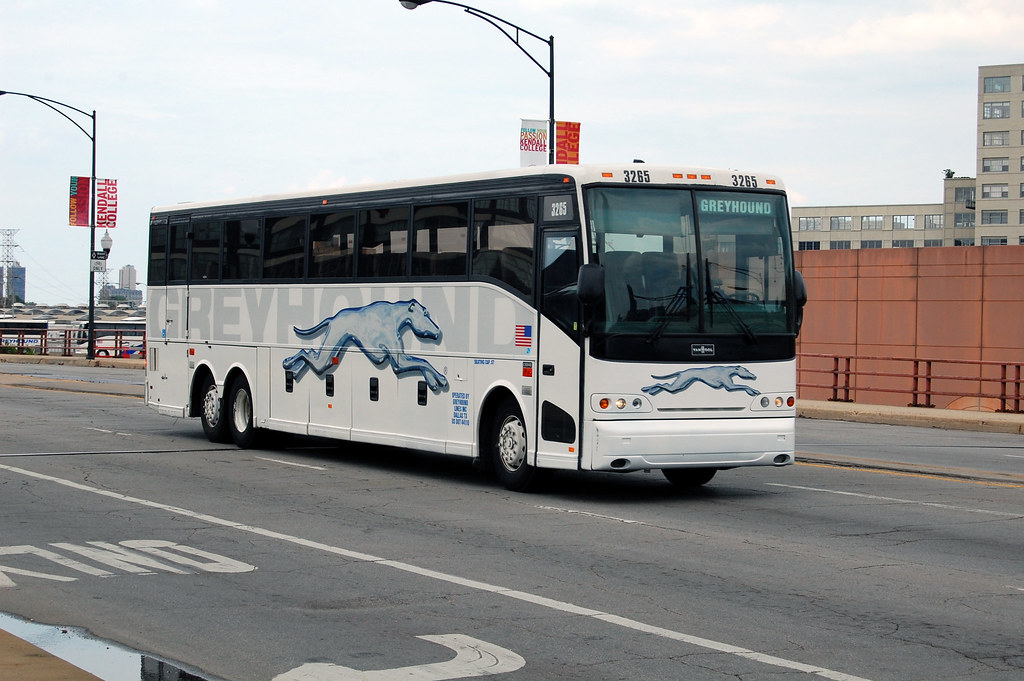 Greyhound 3265 Chicago mbernero Flickr