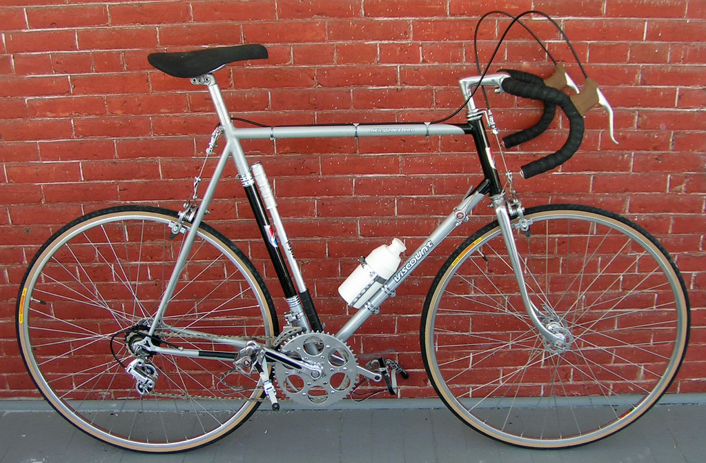 Viscount Aerospace Pro 1976. Viscount bars, stem, pedals, … Flickr