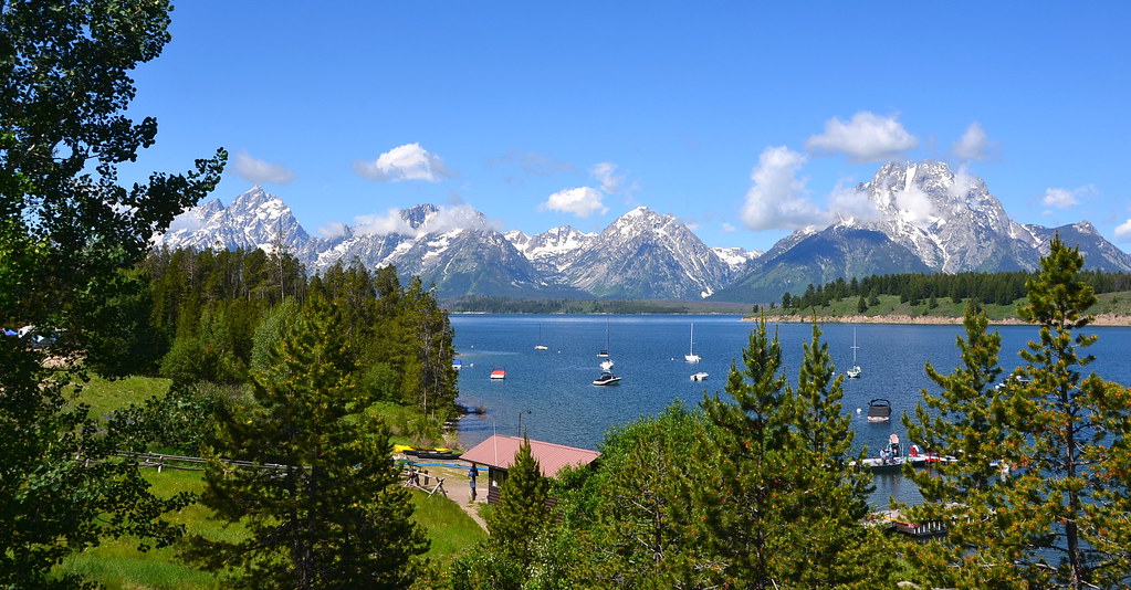 Morning at Jackson Lake At Signal Mountain Lodge on the sh… Flickr