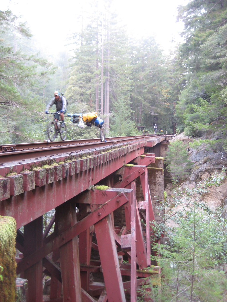 riding the line 2009 Mendocino rail bike tour day 5 huntercycles