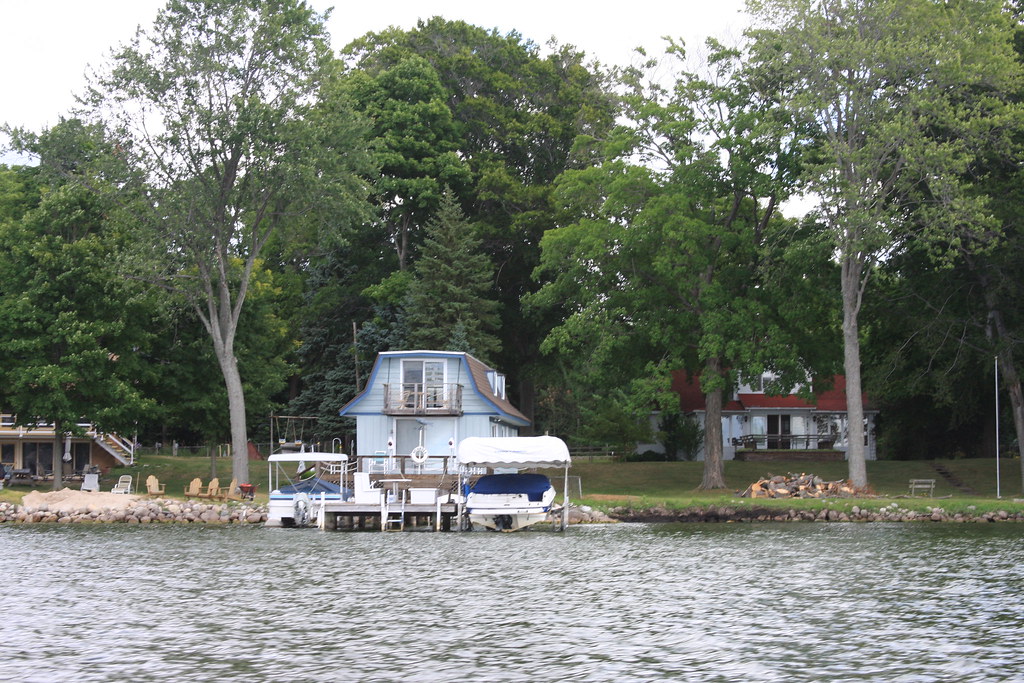 PawPaw Lake Shoreline PawPaw Lake Shoreline 2009 Flickr