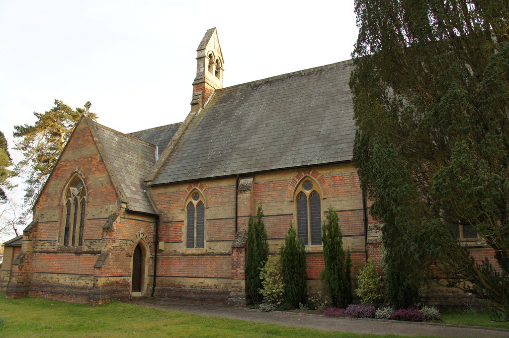 North transept, St Mark's Church, Pennington, Hampshire Flickr