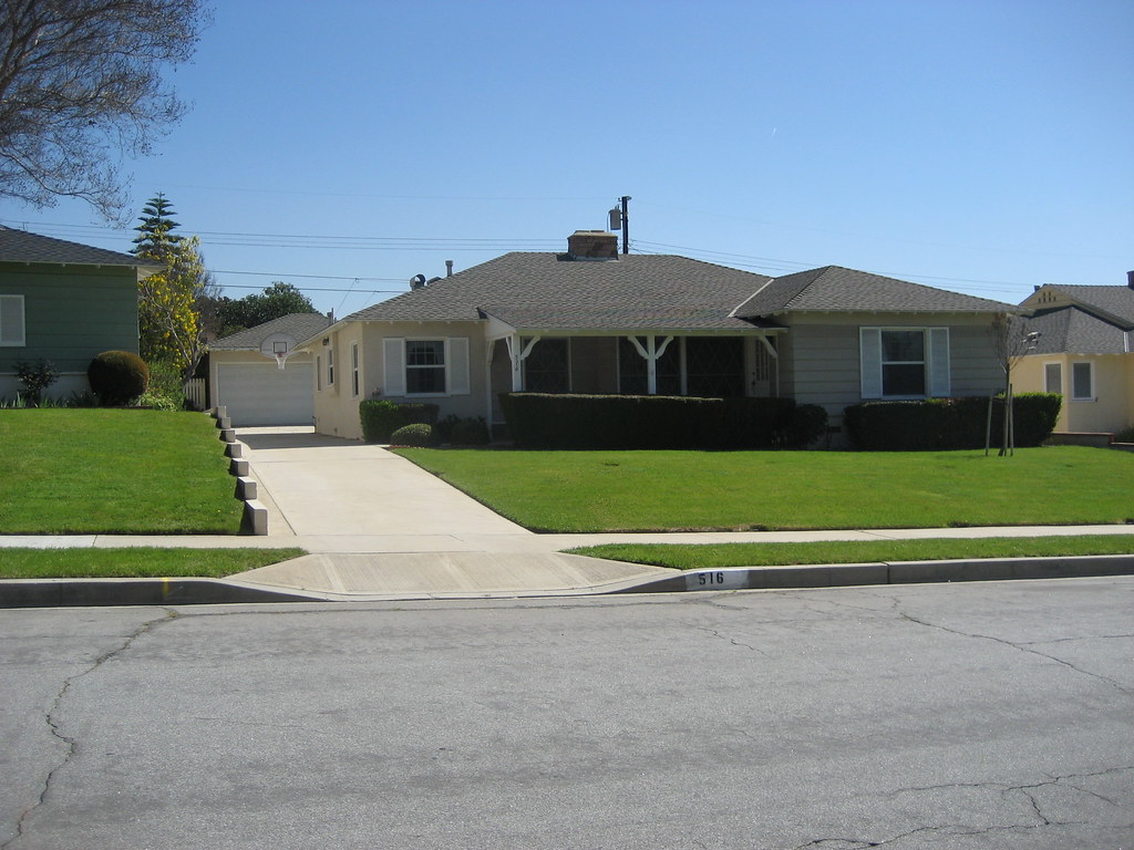 The Wonder Years house The house from the TV show, The Won… Flickr