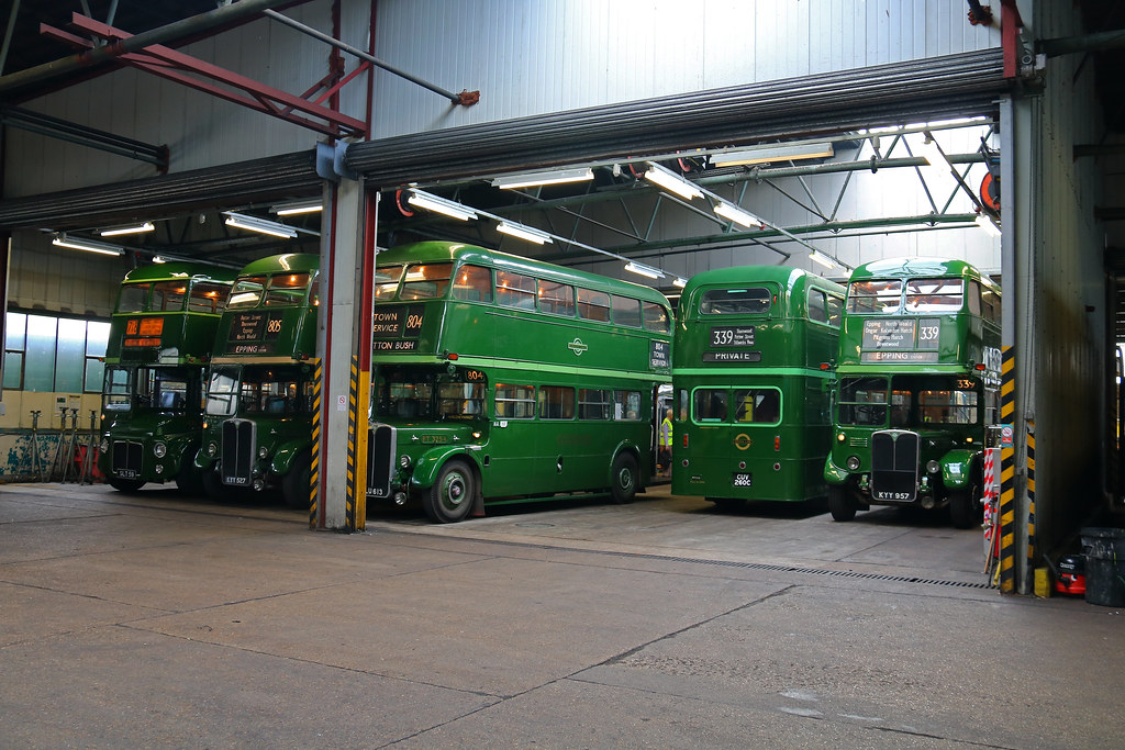 Harlow bus garage Prototype Routemaster CRL4 and AEC Regen… Flickr