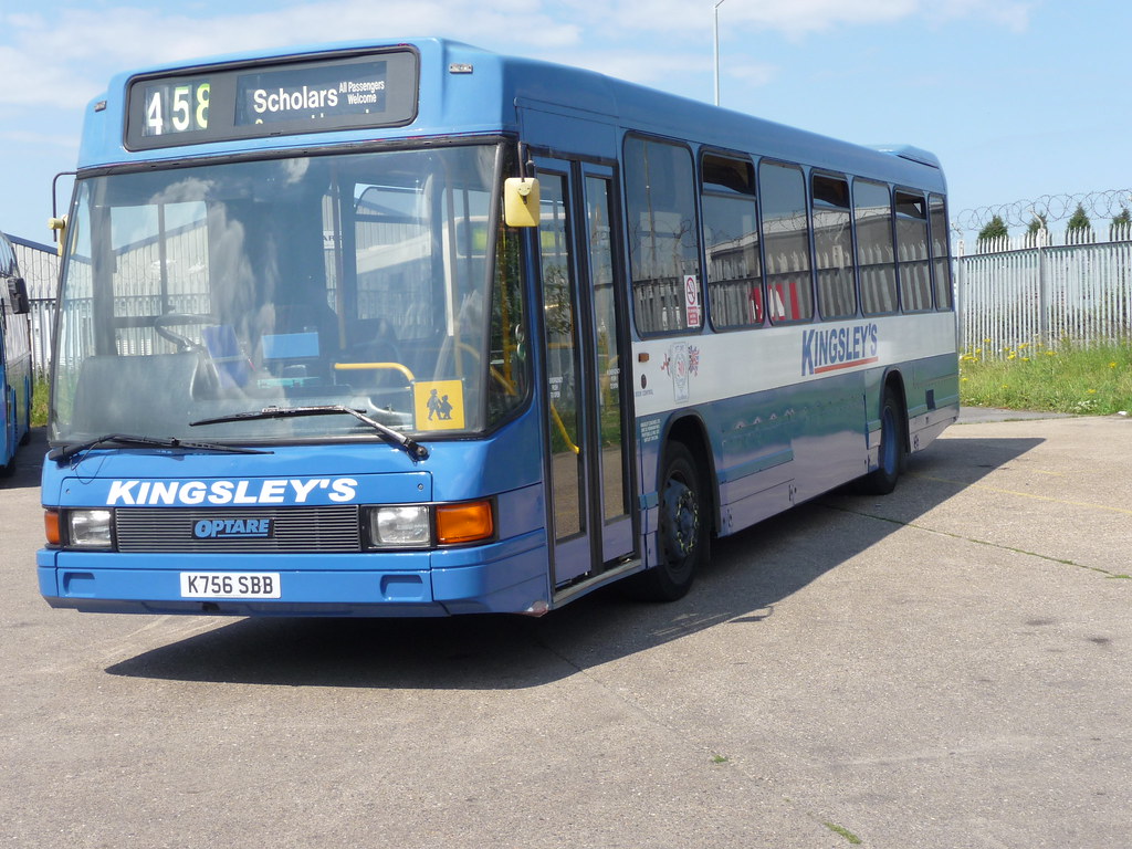 Kingsley Coaches 107 K756SBB seen at Kingsley's depot on 2… Flickr