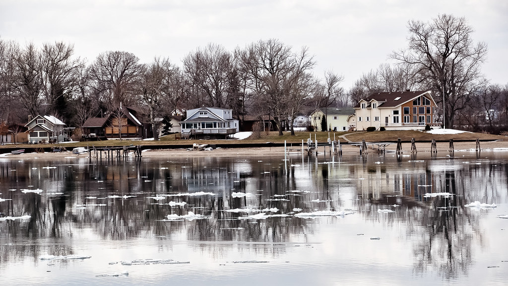 St. Clair River, Stag Island, Corunna, Ontario I was tryin… Flickr
