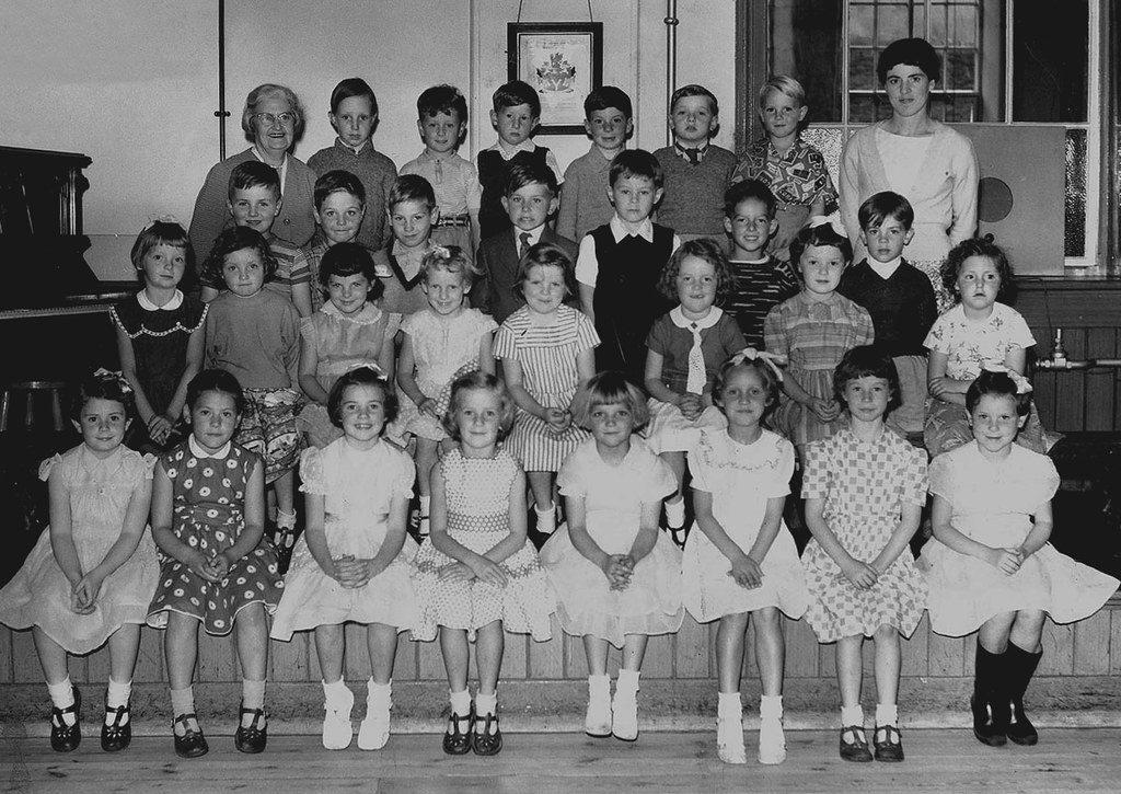 Ynyshir School | Late 1950s group, Possibly Summer 1957/8 Pa… | Flickr