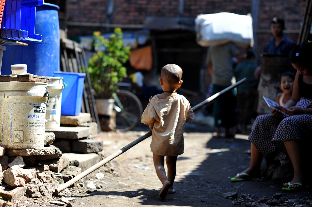 Yangon, Myanmar (Burma) Nikon D700 Nikkor 85/1.4 f3.2 … Flickr