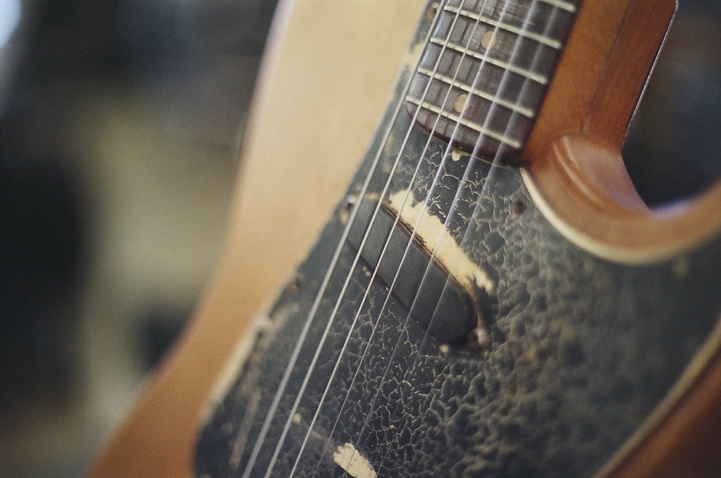 Fender Mustang Dallas Guitar Show 2011* Mamiya Auto XTL* Breakfast