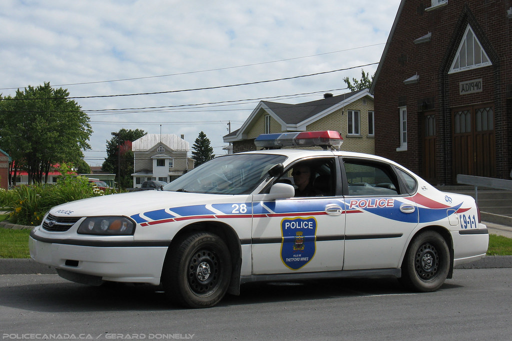 Service de police de Thetford Mines (QC) Chevrolet Impala POLICE