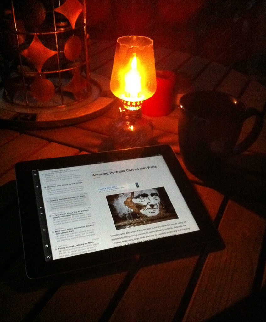  Browsing on the Oregon Trail The early American iPad 2… Flickr