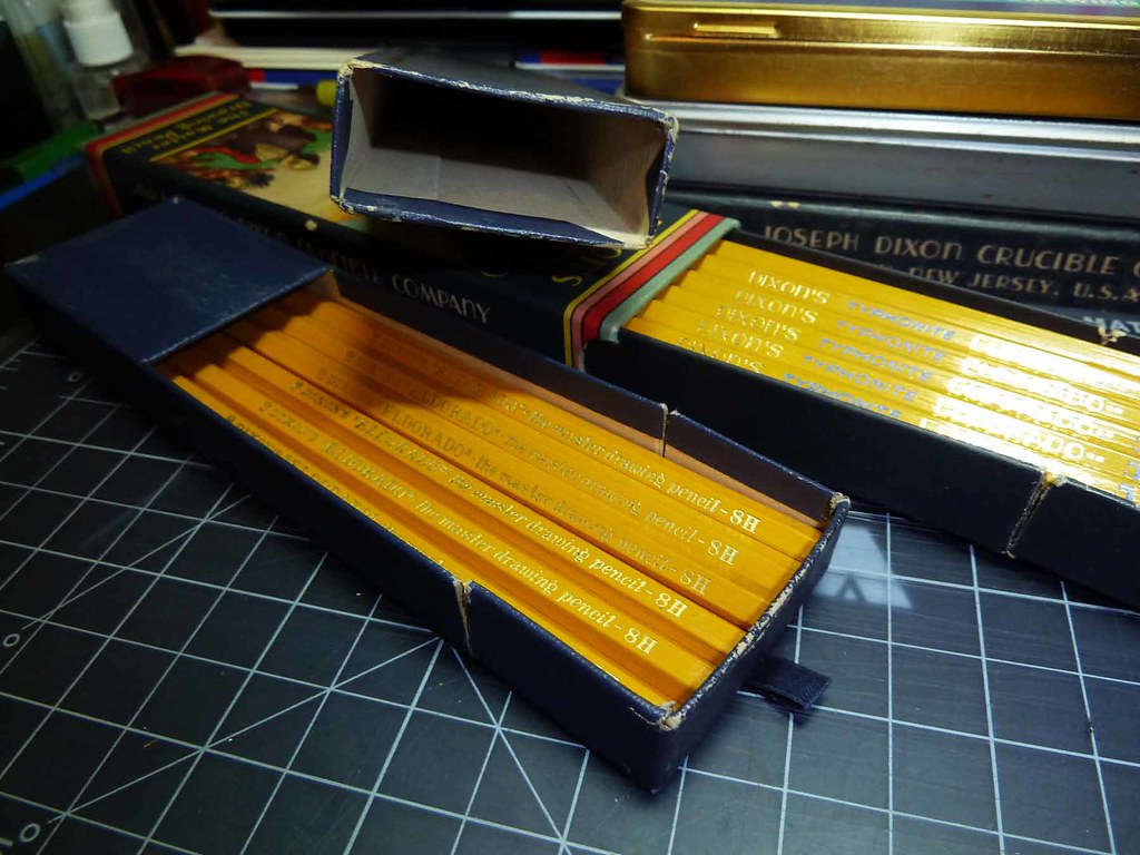Dixon's ElDorado Master Drawing Pencil 1920s box open c Flickr