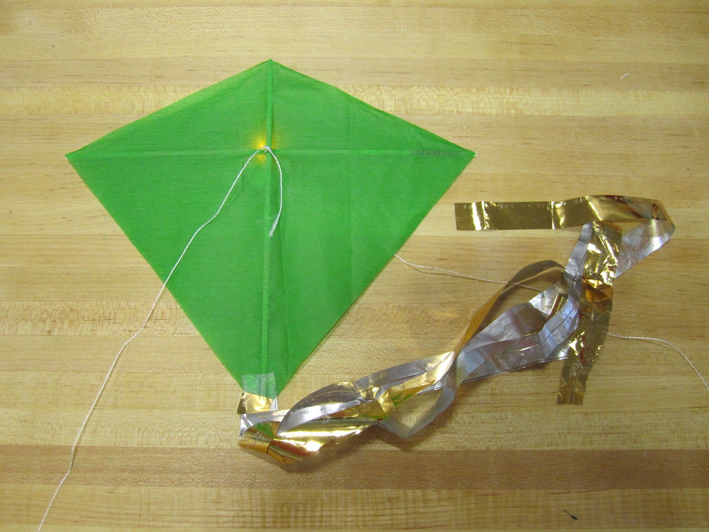 LED Dragon Kite tutorial Flickr