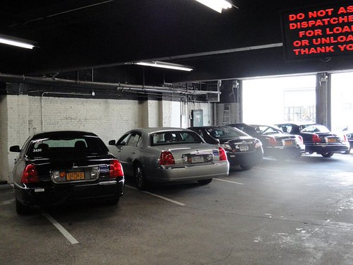 Dial 7 Car & Limousine Service Lincoln Town Cars Dial 7