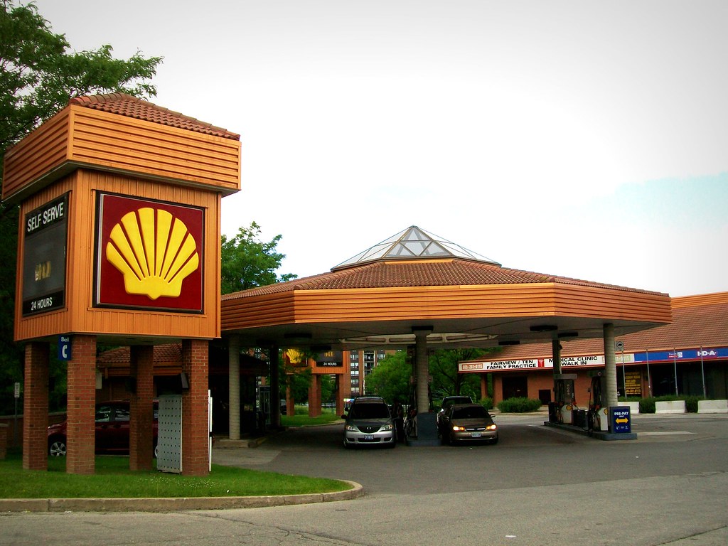Shell Gas Station. Hurontario Street. Mississauga,… Flickr