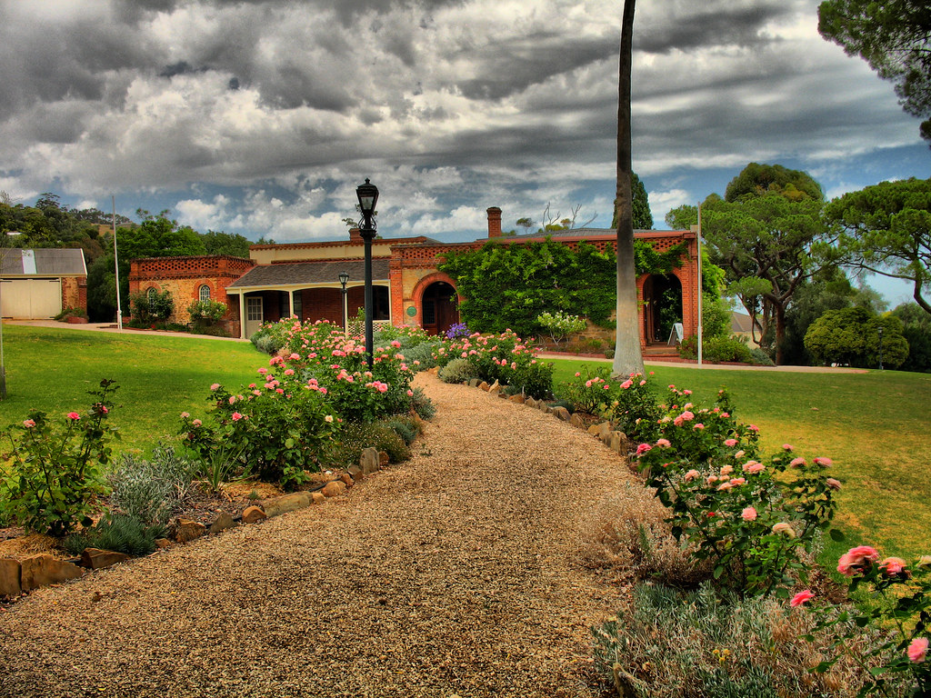 Beaumont House HDR Pic of Adelaide's favourite place to ha… Flickr