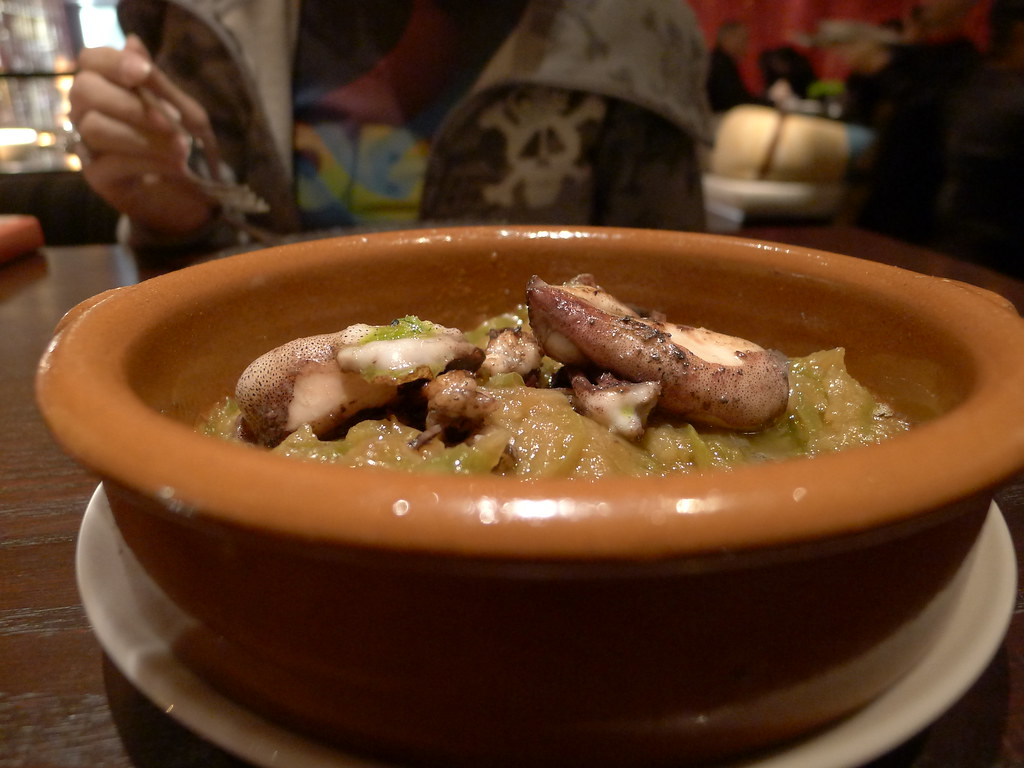 so good does not look appetizing at all. but that sauce! m… Flickr