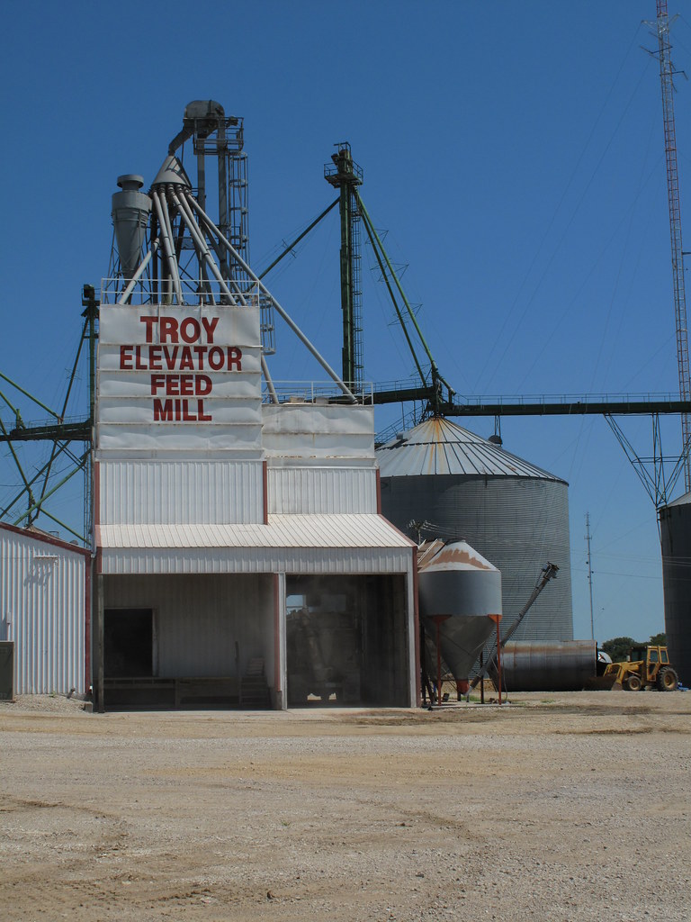 IMG_6787 TROY ELEVATOR, INC. Bloomfield, IA jpstorch Flickr
