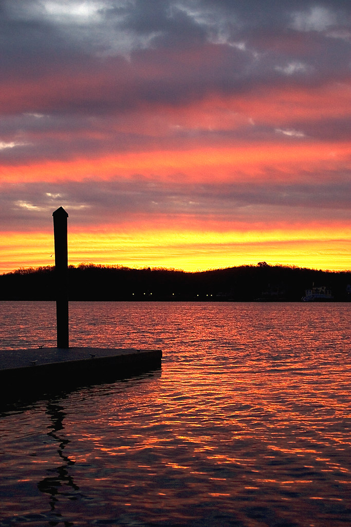 Day 22 Buster Boyd Lake Access Lake Wylie, SC 110122 042… Flickr
