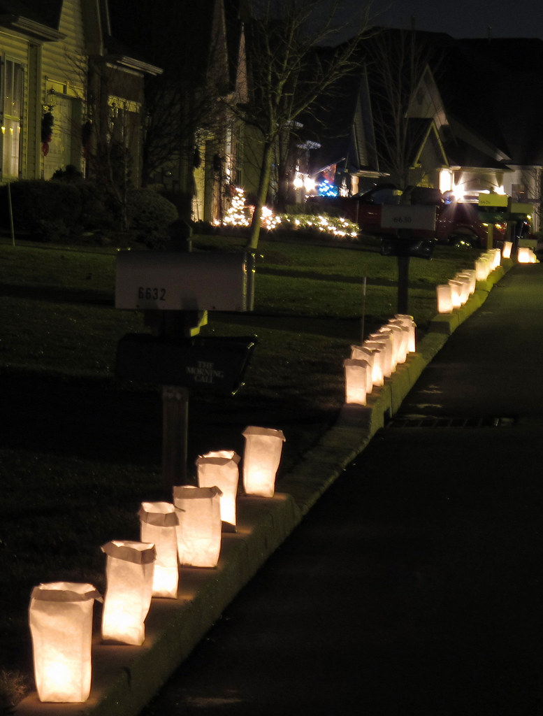 Luminaria Night at Legacy Oaks Luminaria Night at Legacy O… Flickr