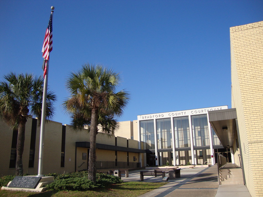 Bradford County Courthouse (Starke, Florida) This large an… Flickr