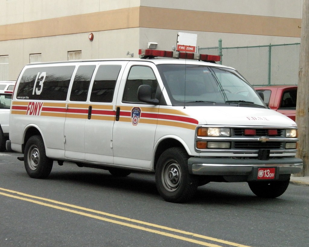 S270s FDNY Division 13 Transport Van, Queens, New York Cit… Flickr