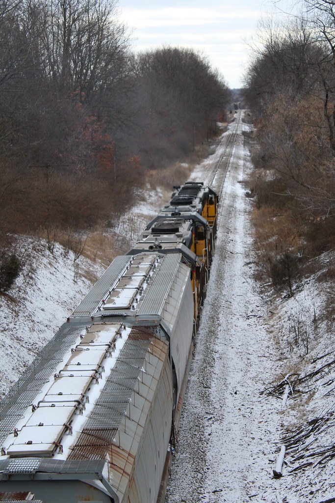 AA 1337 South, Judd Road Couldn't decide between the going… Flickr
