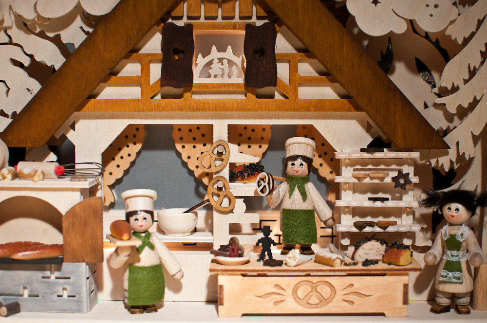German Christmas Wood Carving Michelle Lee Flickr