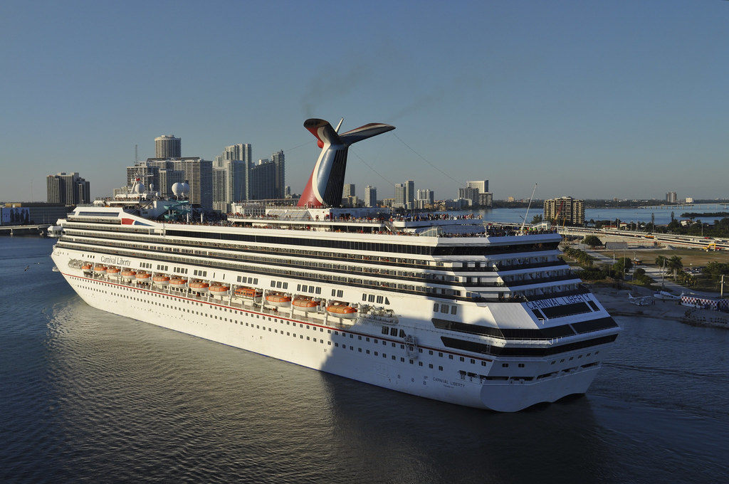Leaving Miami Port 2010 170 Carnival Liberty turning in Mi… Flickr