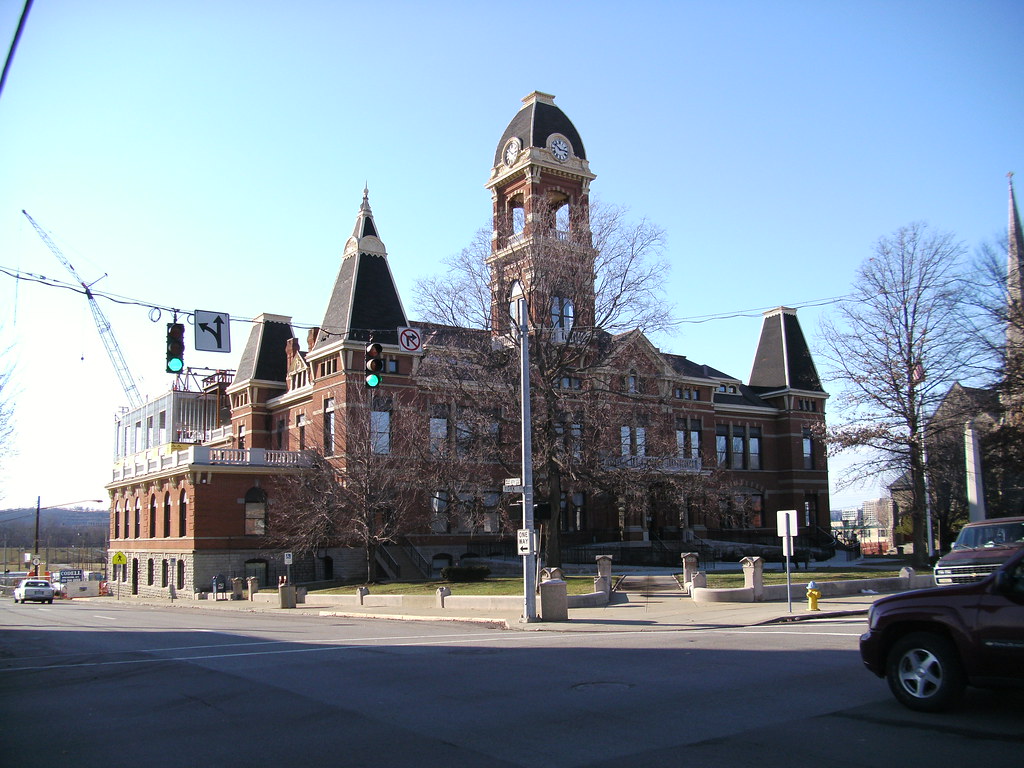 Campbell County courthouse, Newport, KY Bill Eichelberger Flickr