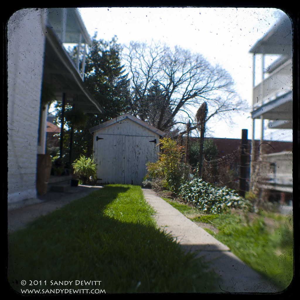 garage Sandy DeWitt Flickr