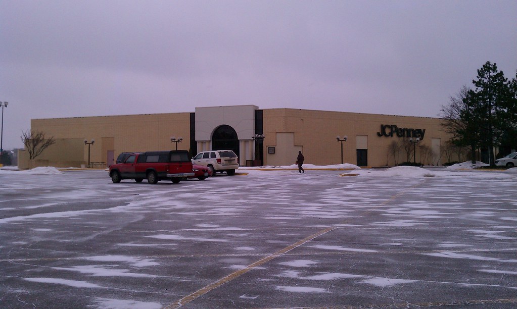 Southridge Mall Des Moines, Iowa JCPenney West Entranc… Flickr