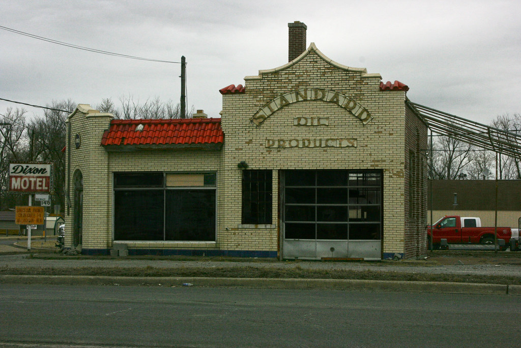 STANDARD OIL Standard Oil products Vienna Illinois alan berning