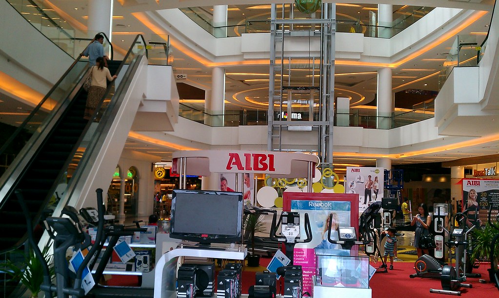 Living World Alam Sutera Tangerang Selatan, Provinsi Ba… Flickr