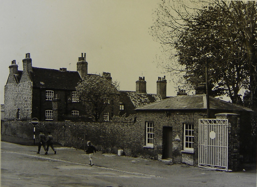 Kitchener Barracks Entrance to Barracks from Maxwell Roa… Flickr